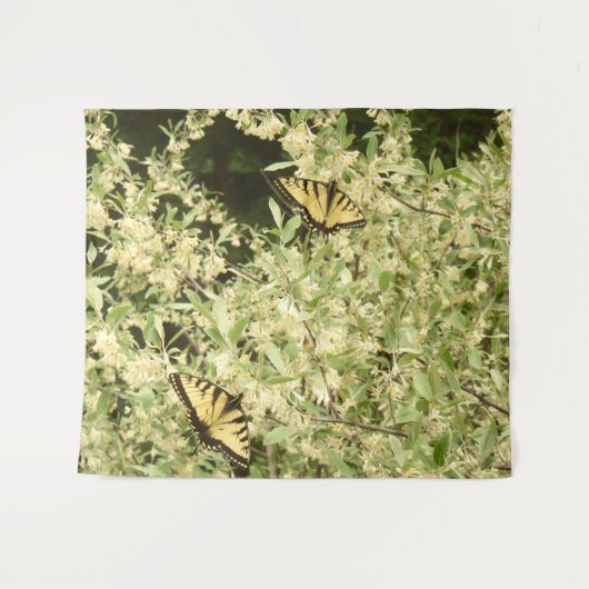 Frack-Schmetterlinge auf dem blühenden Strauß Wandteppich (Vorderseite (Horizontal))
