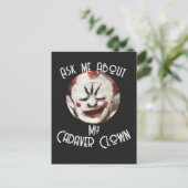 Frag mir über meinen Cadaver Clown Einladungspostkarte (Stehend Vorderseite)