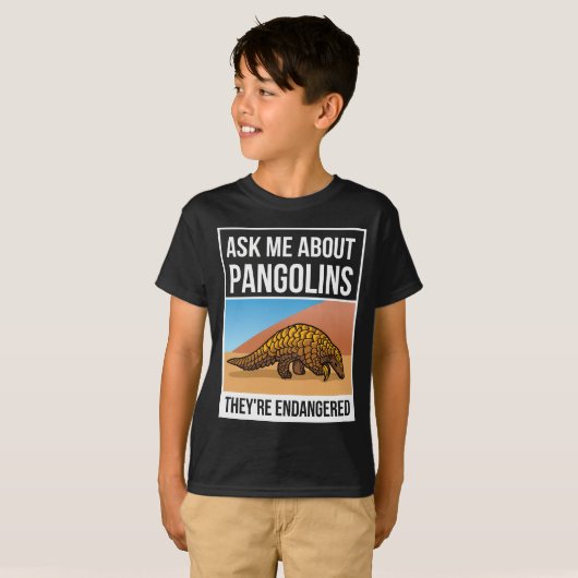 Frag mir von Pangolinen, die gefährdet sind T-Shirt (Vorne ganz)