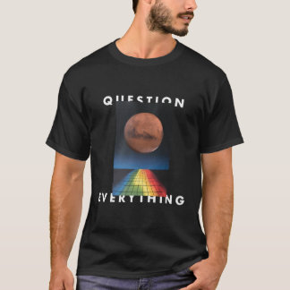"Frage alles" Digitale Kunst T-Shirt