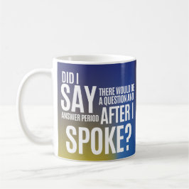 Frage- und Antwortzeit nach dem Sprechen Kaffeetasse