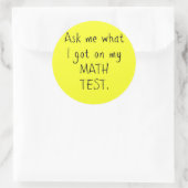 Fragen Sie mich, was ich auf meinen Runder Aufkleber (Tasche)