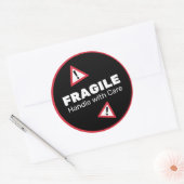 Fragile Handhabung mit Aufkleber (Umschlag)