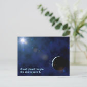 Fragile Planet Postkarte (Stehend Vorderseite)