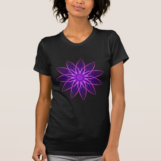 Fraktal-Blume - lila T-Shirt (Vorderseite)
