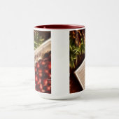 Fraktal Cranberry Weihnachten mit anpassbarem Text Tasse (Zentrum)