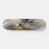 Fraktal, Fantasy-Blume mit Erdfarben Skateboard (Horizontal)