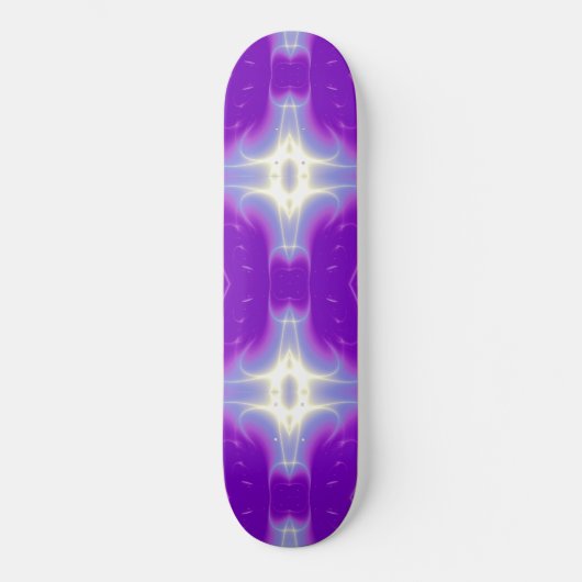 FRAKTAL FLAME, violett lila Skateboard (Vorderseite)