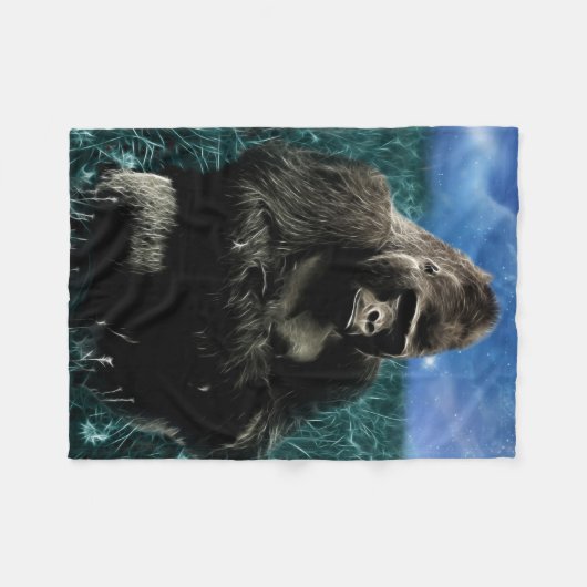 Fraktal Gorilla auf der Wiese Fleecedecke (Vorderseite (Horizontal))