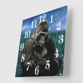 Fraktal Gorilla auf der Wiese Quadratische Wanduhr (Winkel)