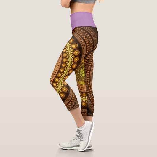 Fraktal und Lila Capri Leggings (Links)