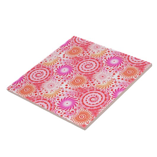 Fraktal wirbelnd, Koralle, Rosa und Creme Fliese (Seite)