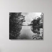 Framed in Stillness Leinwanddruck (Vorderseite)