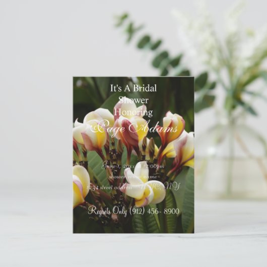 Frangipani Brautparty Einladung (Stehend Vorderseite)