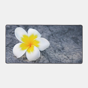 Frangipani Schreibtischunterlage
