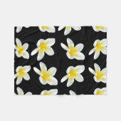 Frangipani Sensation, kleines Fleece Blanket. (Vorderseite (Horizontal))