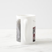 Frank isst am BaltimoreDeli - Tasse (Rückseite)