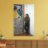 Frank Stella neben einem seiner Werke Leinwanddruck (Insitu (Wohnzimmer))