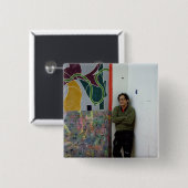 Frank Stella neben einem von seinem arbeitet Button (Vorne & Hinten)