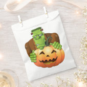 Frankenstein Monster Cartoon mit Pumpkin Geschenktütchen (Ausgeschnitten)