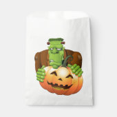 Frankenstein Monster Cartoon mit Pumpkin Geschenktütchen (Vorderseite)