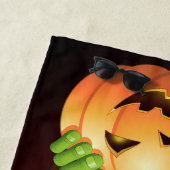 Frankenstein Monster Cartoon with Pumpkin Strandtuch (Beispiel)