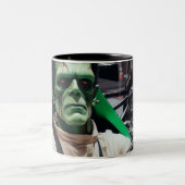 Frankenstein Two-Tone-Kaffee-Tasse Zweifarbige Tasse (Mittel)