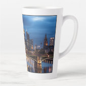 Frankfurt am Main Deutschland Milchtasse (Rechts)