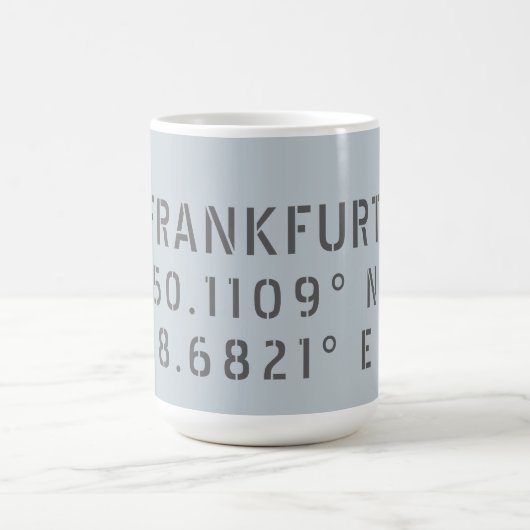 Frankfurt Latitude Längengrad Kaffeetasse (Mittel)