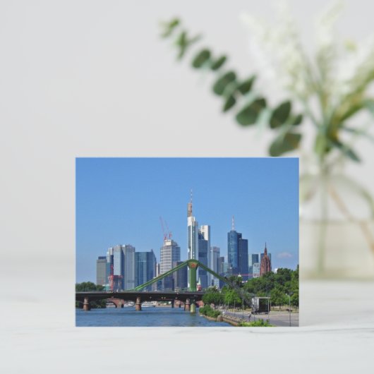 Frankfurter Skyline Postkarte (Stehend Vorderseite)