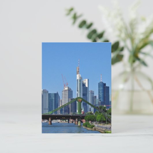 Frankfurter Skyline Postkarte (Stehend Vorderseite)