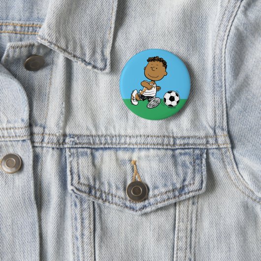 Franklin Playing Soccer Button (Beispiel)