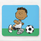 Franklin Playing Soccer Mousepad (Vorne)