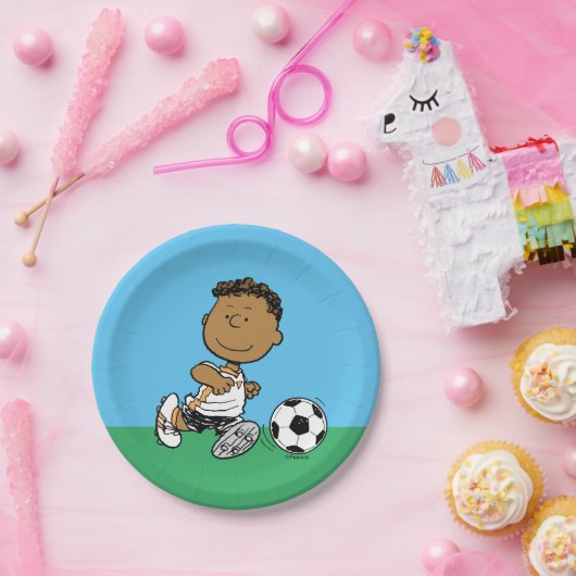 Franklin Playing Soccer Pappteller (Party)