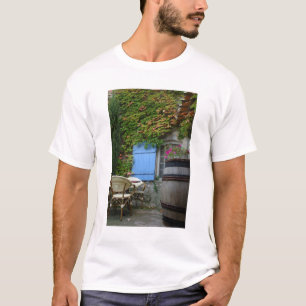 Frankreich, Les Baux de Provence, Café-Patio T-Shirt