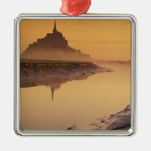 Frankreich, Normandie Mont St. Michel. Morgenlicht Silbernes Ornament