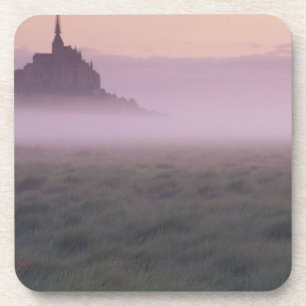 FRANKREICH, Normandie Mont St. Michel. Morgennebel Untersetzer
