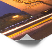 Frankreich, Paris, Arc de Triomphe bei Dämmerung. Poster (Ecke)