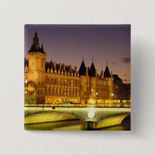 Frankreich, Paris, Conciergerie und Seine bei Button