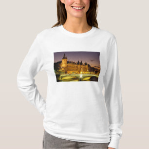 Frankreich, Paris, Conciergerie und Seine T-Shirt