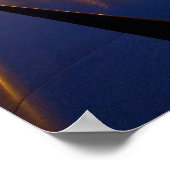 Frankreich, Paris Das Louvre Museum bei Dämmerung. Poster (Ecke)