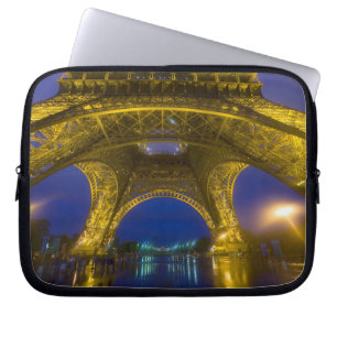 Frankreich, Paris. Der Eiffelturm Laptopschutzhülle