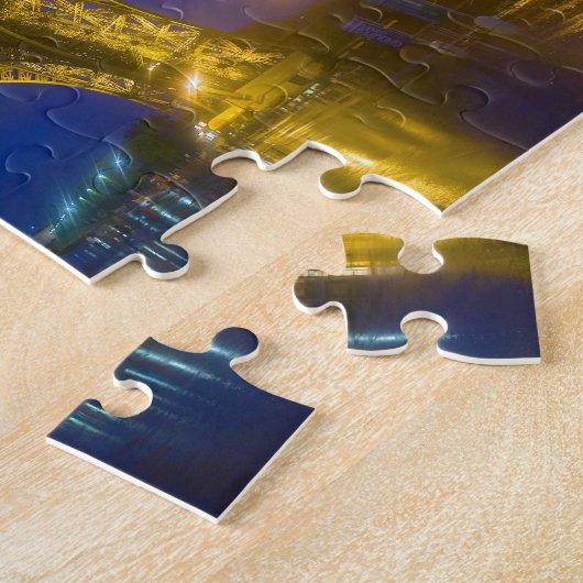 Frankreich, Paris. Der Eiffelturm Puzzle (Seite)