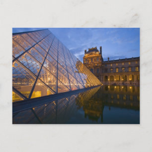 Frankreich, Paris. Der Louvre in der Dämmerung. Cr Postkarte