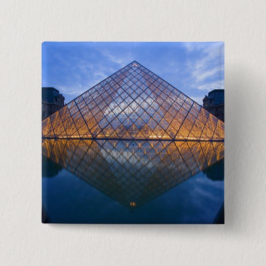 Frankreich, Paris. Der Louvre in der Dämmerung. Kr Button (Vorderseite)