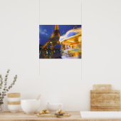 Frankreich, Paris Eiffelturm in Dämmernebel und Poster (Küche)