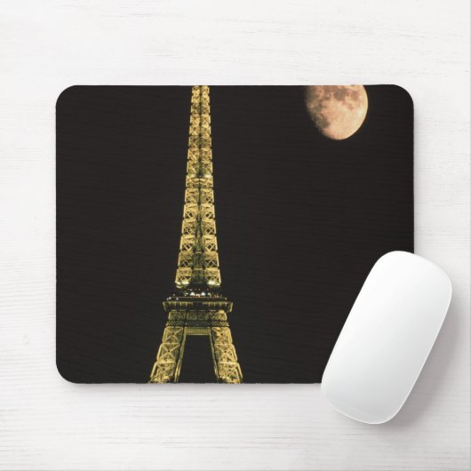 Frankreich, Paris. Eiffelturm nachts mit Mousepad (Mit Mouse)