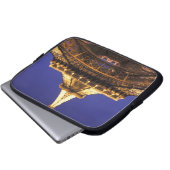FRANKREICH, Paris Eiffelturm, Sicht auf den Abend Laptopschutzhülle (Vorne Knopf)