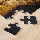 Frankreich, Paris, Louvre Museum bei Nacht. Puzzle (Seite)