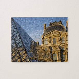 Frankreich, Paris, Louvre-Museum und die Pyramide, Puzzle